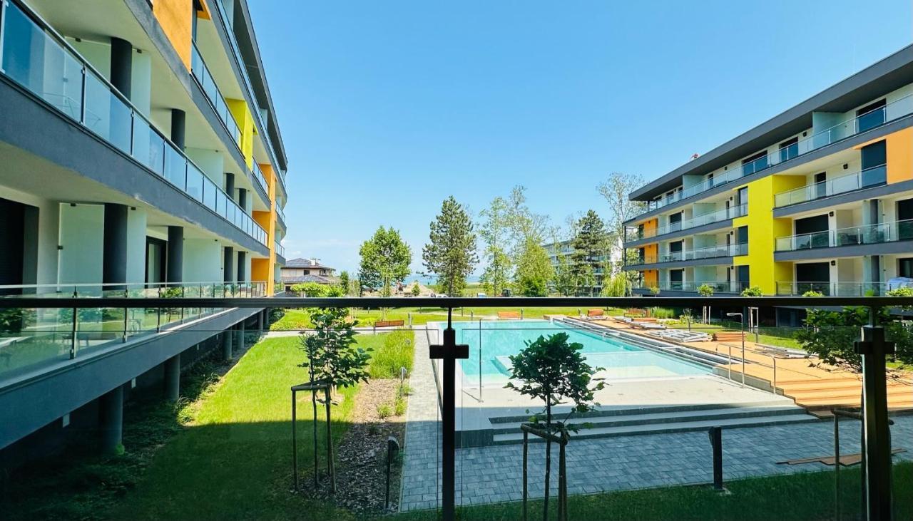 Medences Panoramas Balatom Apartman Siófok Eksteriør billede